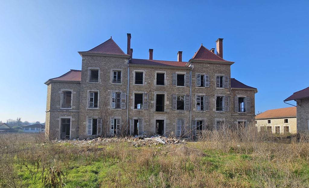 Propriété LA BALME LES GROTTES (38390) BONNE VISITE